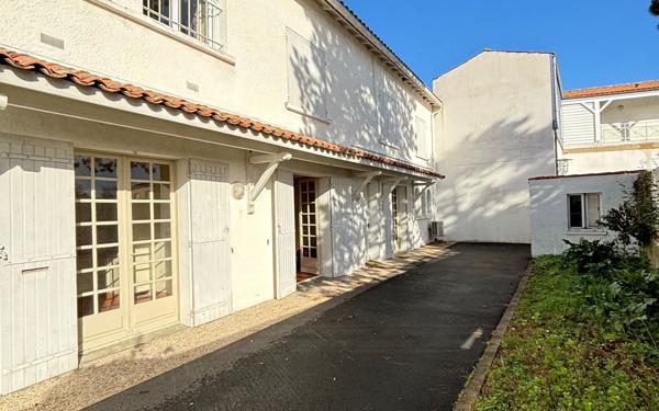 Maison à vendre    5 pièces •  Breuillet