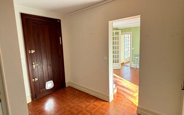 Maison à vendre    5 pièces •  Breuillet