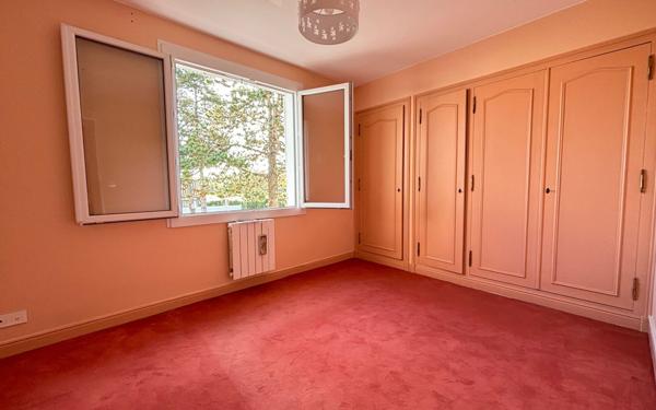 Maison à vendre    5 pièces •  Breuillet