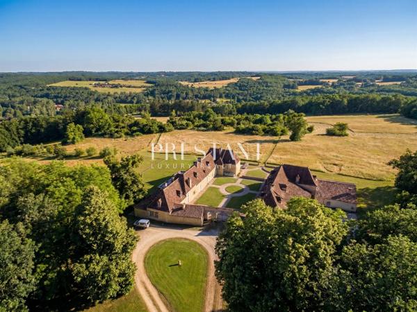 Une chartreuse au coeur de 45 hectares, vue somptueuse, entre Bergerac et Sarlat, BERGERAC