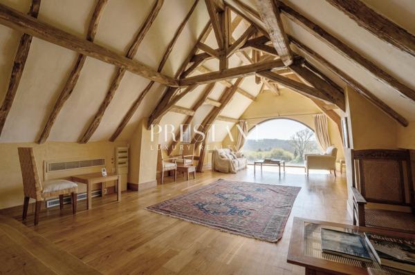 Une chartreuse au coeur de 45 hectares, vue somptueuse, entre Bergerac et Sarlat, BERGERAC