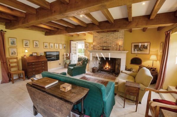Une chartreuse au coeur de 45 hectares, vue somptueuse, entre Bergerac et Sarlat, BERGERAC