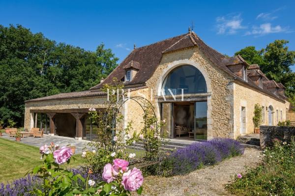 Une chartreuse au coeur de 45 hectares, vue somptueuse, entre Bergerac et Sarlat, BERGERAC