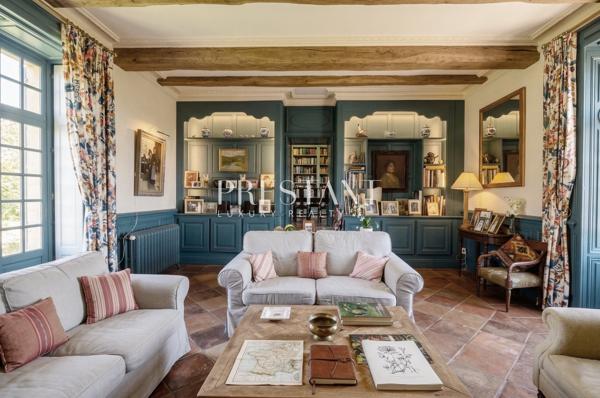 Une chartreuse au coeur de 45 hectares, vue somptueuse, entre Bergerac et Sarlat, BERGERAC