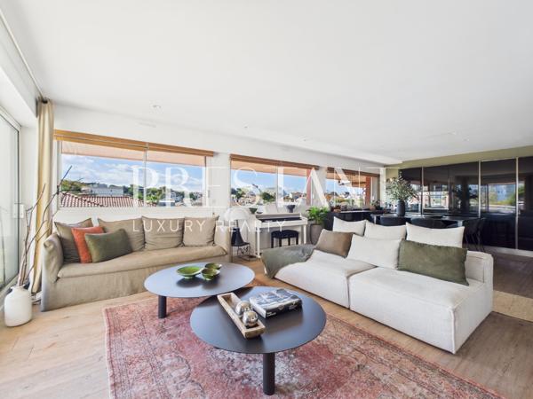 Appartement rare – Dernier étage avec terrasse, ascenseur, vue dégagée,et garage au cœur de Biarritz, BIARRITZ
