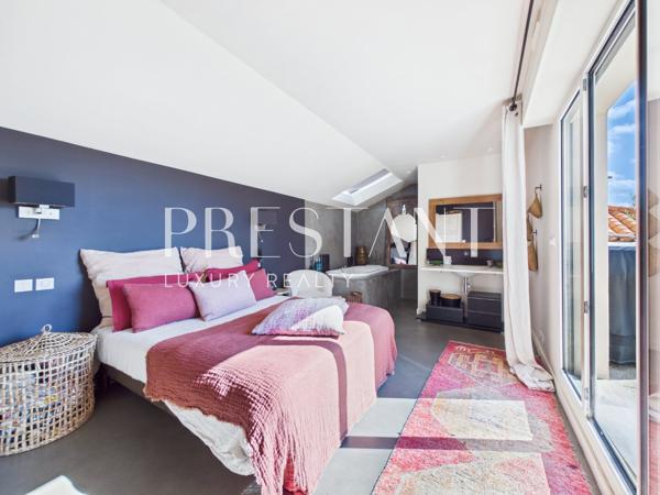 Appartement rare – Dernier étage avec terrasse, ascenseur, vue dégagée,et garage au cœur de Biarritz, BIARRITZ