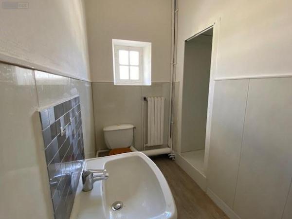 Maison à louer à Louvigné-du-Désert en Ille-et-Vilaine (35420), ref : 135/1044