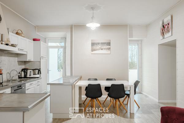 Logis médiéval à restaurer et ses deux logements rénovés