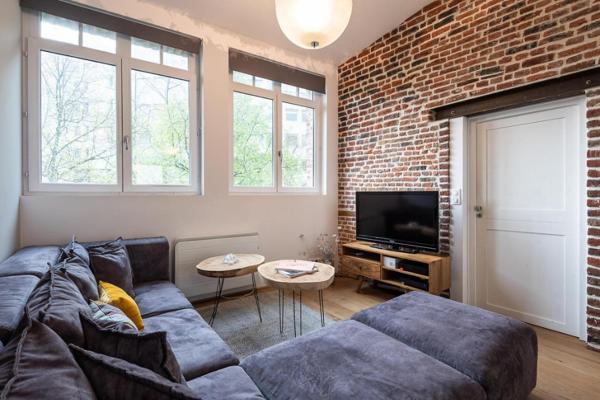 A LOUER : T3 à Lille • Grand place • 1 615 € CC • Réf. 00693-001