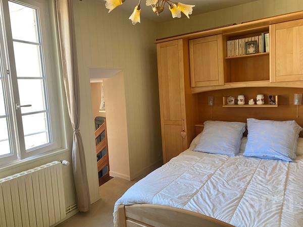 Maison Niort 7 pièce(s) 140 m2