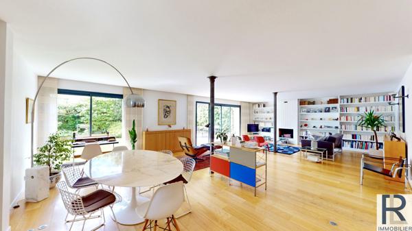 Suresnes (92150) Très belle maison contemporaine de 6 pièces de 210 m2 à Suresnes