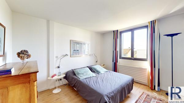 Suresnes (92150) Très belle maison contemporaine de 6 pièces de 210 m2 à Suresnes