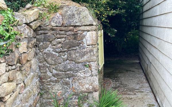 Maison à vendre    5 pièces •  Cléden-Cap-Sizun