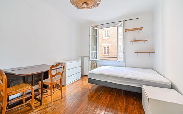 Appartement à vendre    1 pièce • 23,13 m2 Paris 19