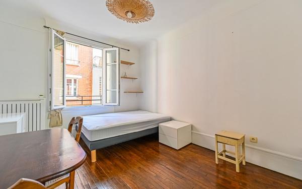 Appartement à vendre    1 pièce • 23,13 m2 Paris 19
