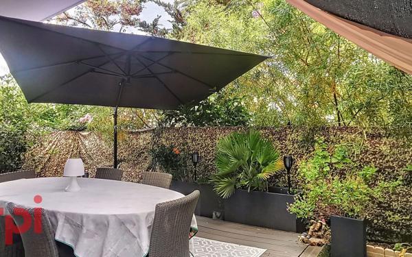 Appartement à vendre    3 pièces •  Toulon