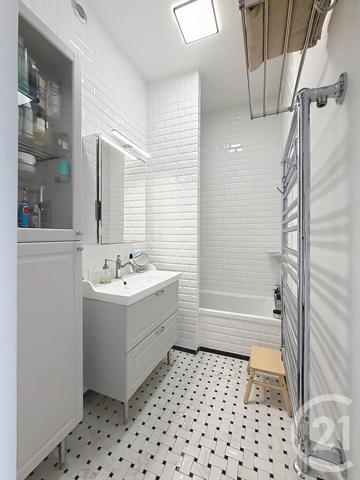 Appartement F4 à vendre  4 pièces - 82,64 m 2   CHARTRES  - 28