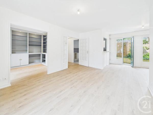 Appartement F4 à vendre  4 pièces - 82,64 m 2   CHARTRES  - 28