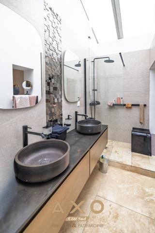 CENTRE VILLE  - APPARTEMENT DUPLEX - 150M2 - T4 - TERRASSES - BOXE - 1 650 000