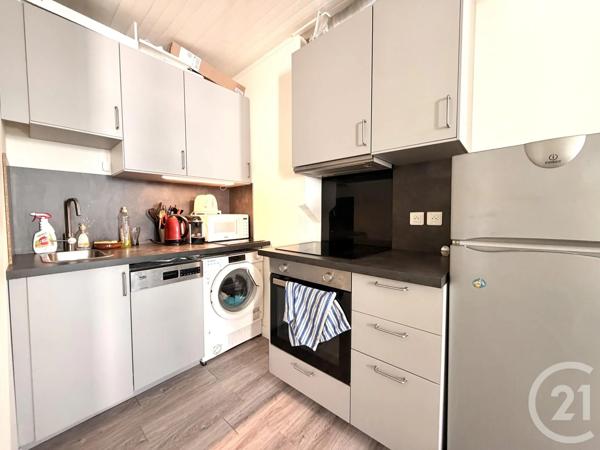 Appartement Studio à vendre  1 pièce - 28 m 2   PARIS  - 75018
