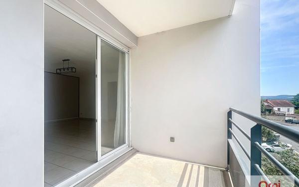 Appartement à louer    3 pièces • 66 m2 Montluçon