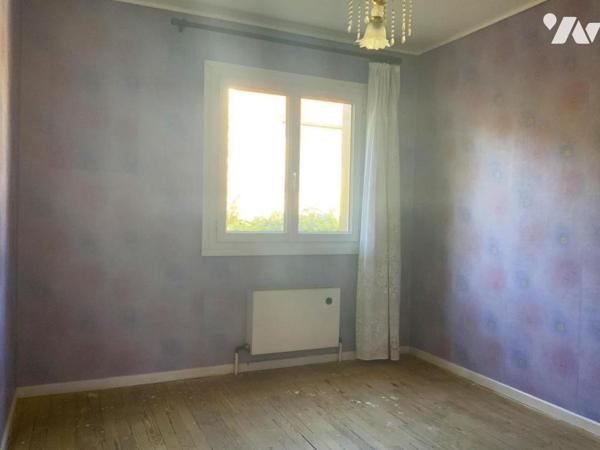 Maison 86 m² – Jardin + grand garage 45 m² – Fort potentiel
