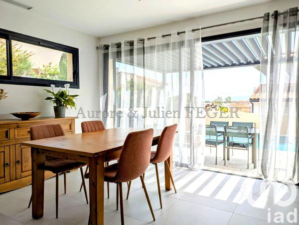 Maison traditionnelle 6 pièces de 158 m² à Saint-Estève (66240)