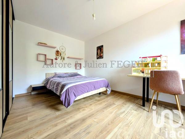 Maison traditionnelle 6 pièces de 158 m² à Saint-Estève (66240)