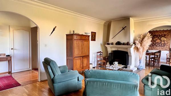 Maison à vendre 6 pièces 130 m² Vert-Saint-Denis