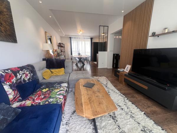 Lorient Hyper Centre– Rare – Appartement 90m² avec jardin clos, terrasse & jacuzzi – 3 chambres