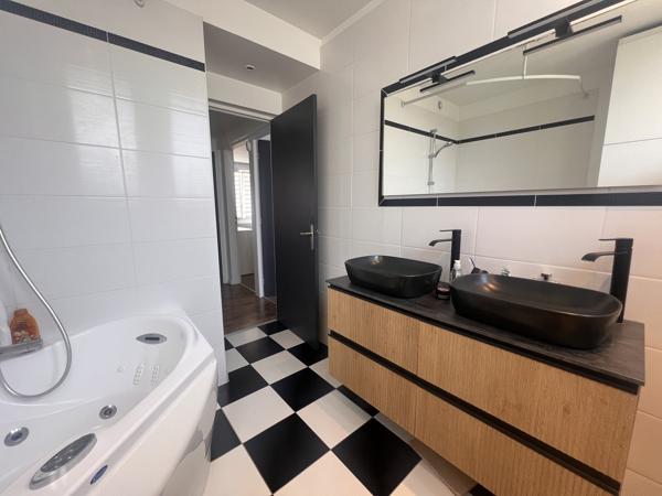 Lorient Hyper Centre– Rare – Appartement 90m² avec jardin clos, terrasse & jacuzzi – 3 chambres