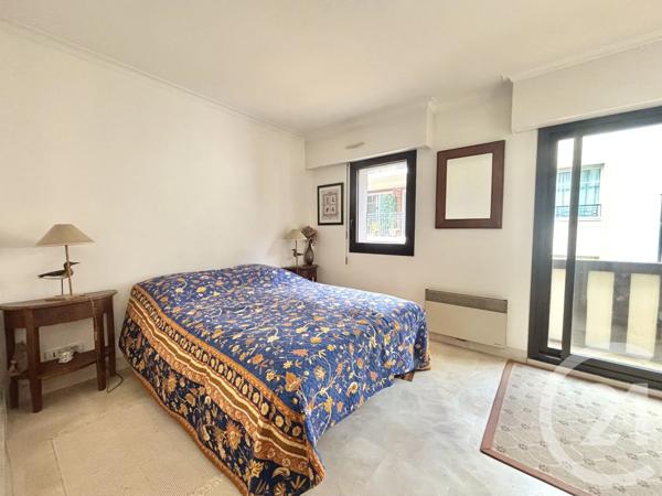 Appartement F1 à vendre  1 pièce - 24,40 m 2   DEAUVILLE  - 14