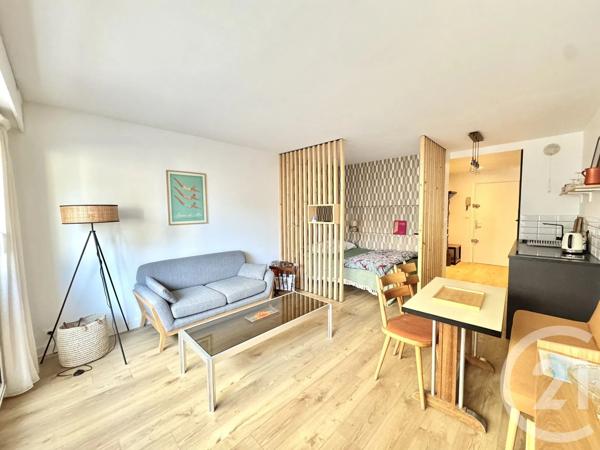 Appartement F1 à vendre  1 pièce - 24,40 m 2   DEAUVILLE  - 14