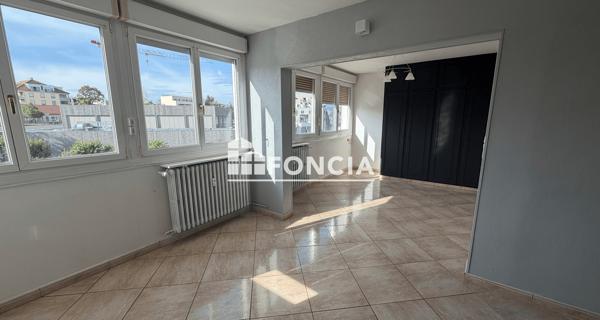 Location Appartement 3 pièces 67.24 m² - Besançon 25000