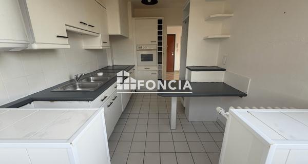 Location Appartement 3 pièces 67.24 m² - Besançon 25000