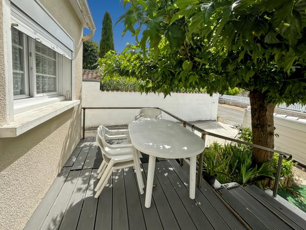Maison
         2 pièces
        - 37 m²