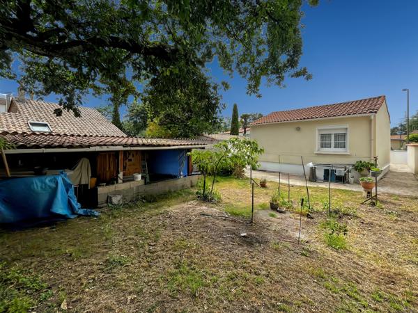 Maison
         2 pièces
        - 37 m²