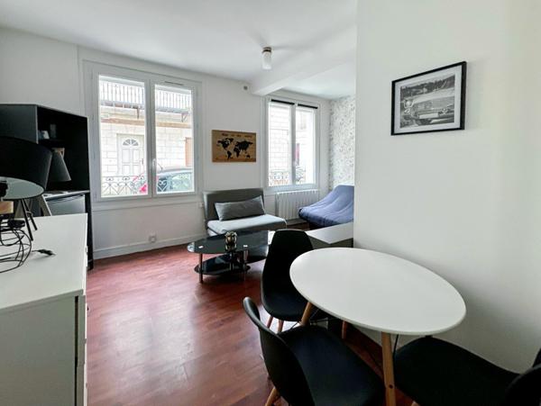 Immeuble à vendre    5 pièces • 76,21 m2 Trouville-sur-Mer