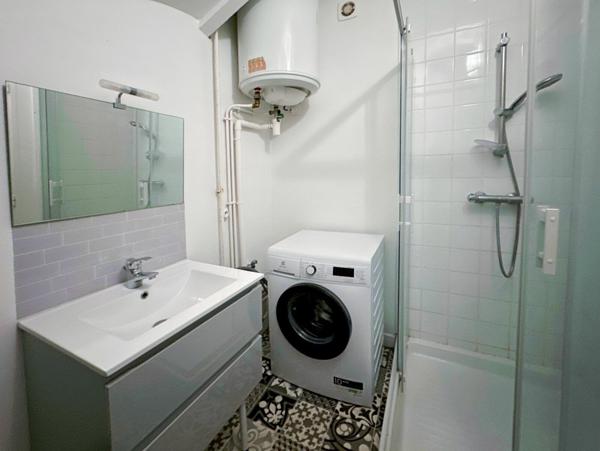 Immeuble à vendre    5 pièces • 76,21 m2 Trouville-sur-Mer