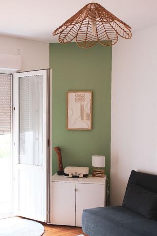 A vendre Angers secteur Roc Epine, proche étang Saint Nicolas, maison non mitoyenne, lumineuse entièrement rénovée avec goût, 4 chambres dont une suite parentale, deux salles de bains, cuisine américaine, garage, paking, jardin clos sans vis à vis.Proximi