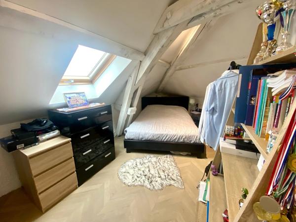 Appartement 4 pièces de standing rénové à neuf dans immeuble Haussmannien centre ville de MONT DE MARSAN