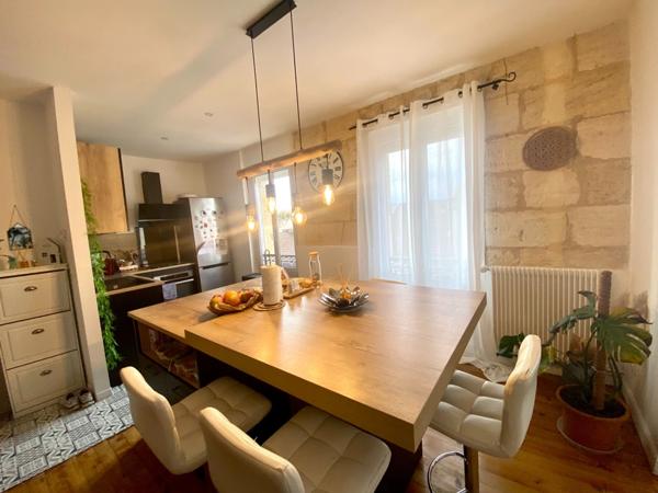 Appartement 4 pièces de standing rénové à neuf dans immeuble Haussmannien centre ville de MONT DE MARSAN