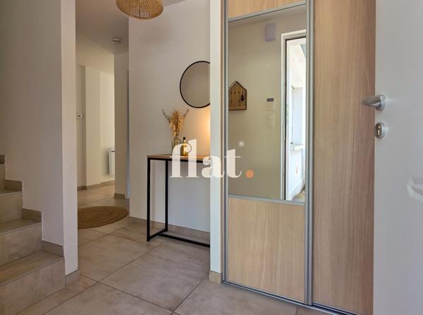 Maison
                                                                                                                                                                                                                                                                                                                        4 pièce(s)                                                                                                                                                                                                          3 chambre(s)                                                                                                                                                                                                          100  m²