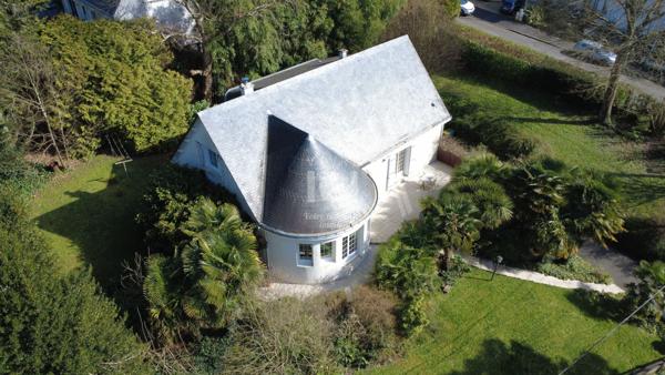 MAISON FAMILIALE - 6 CHAMBRES - PISCINE - 2000M² - CALME - TREILLIERES