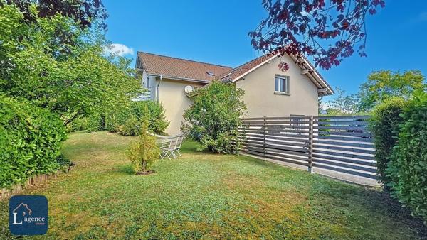 Maison 306 m² Studio indépendant 5 Chambres Jardin Terrasse Sous-sol Abri voiture