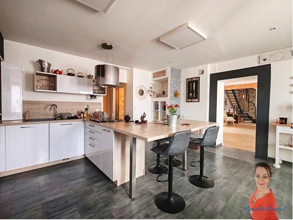 Maison 9 pièces - 248 m²