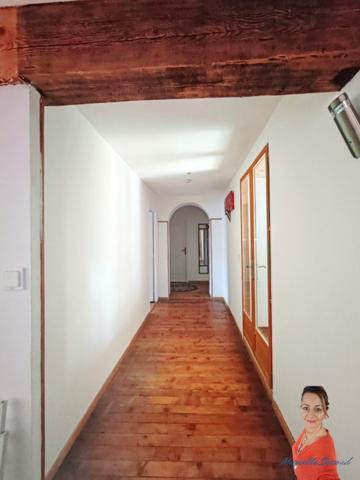 Maison 9 pièces - 248 m²