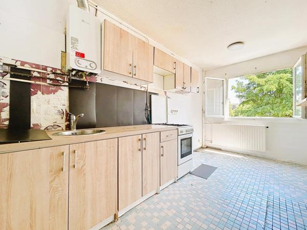 Spacieux appartement 3 pièces à rafraîchir