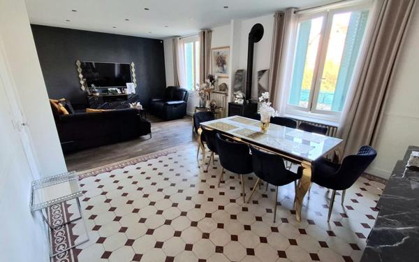 Maison à vendre    5 pièces •  Dordives