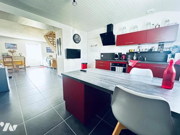 Longère avec hangar et terre agricole 1 hectare